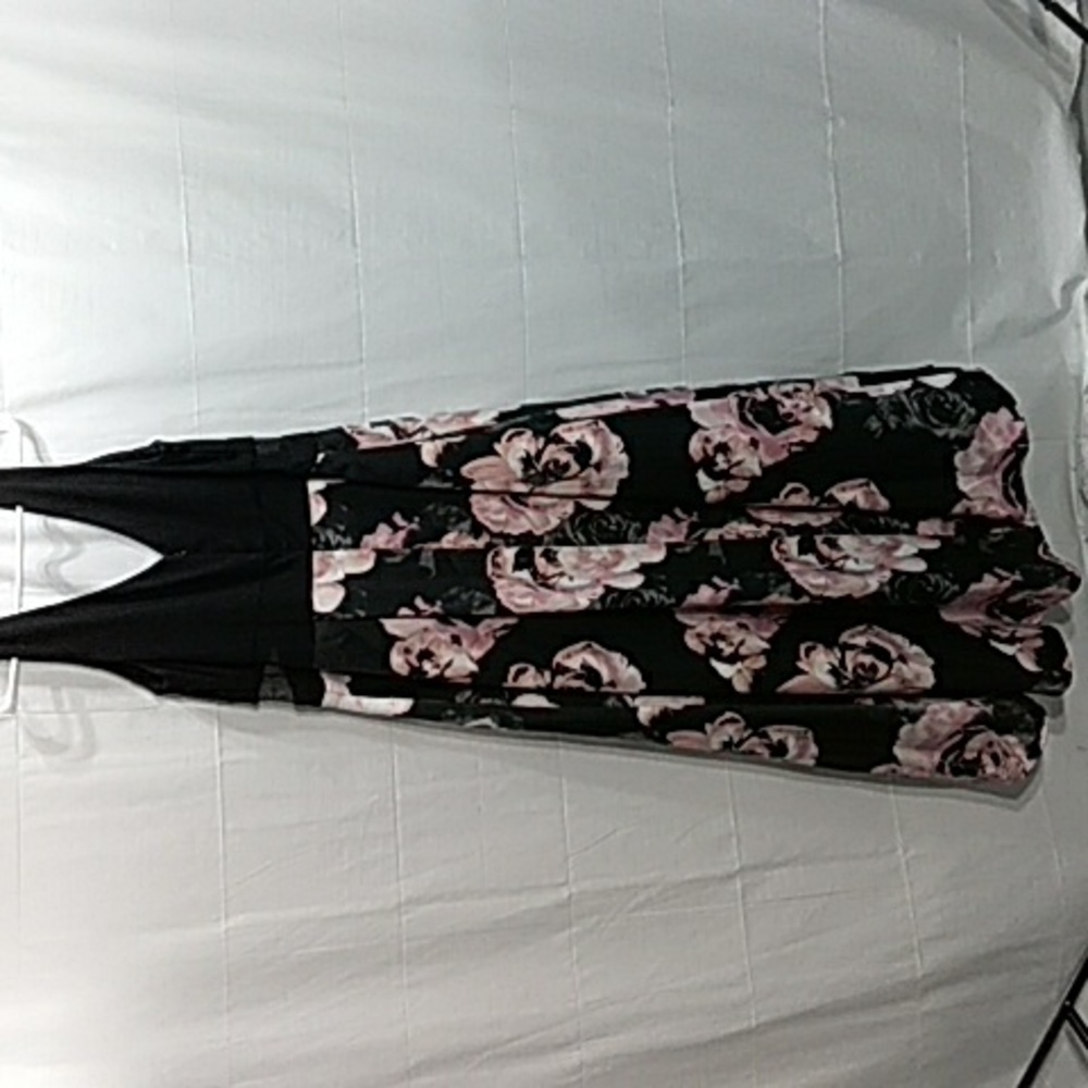 X by xscape size 18 w - Picture 2 of 3
